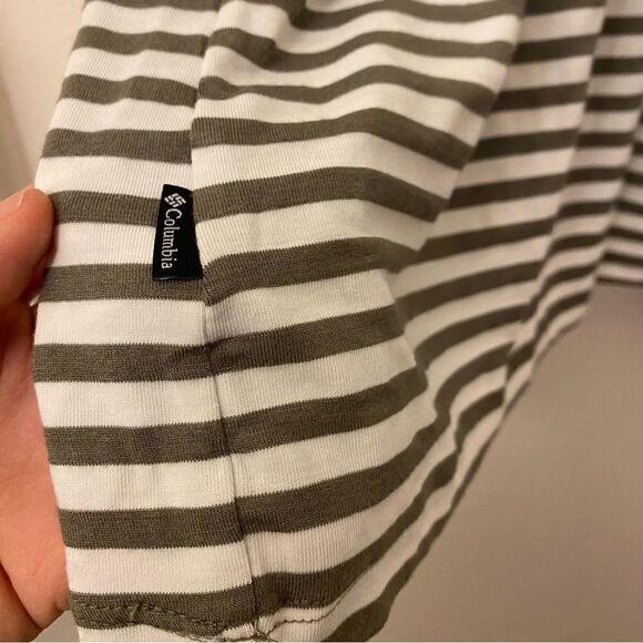 Columbia woman’s essential plus size basic tee crew neck gray green stripe -3X - Picture 5 of 9
